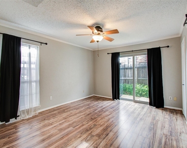 6410 Del Monte Drive - Photo Thumbnail 13
