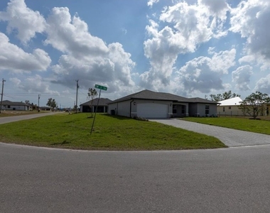 1400 Sw 1st Terrace - Photo Thumbnail 2