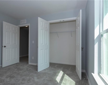 1400 Sw 1st Terrace - Photo Thumbnail 11
