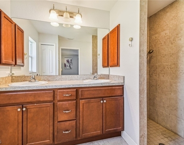 3195 Mayflower Terrace - Photo Thumbnail 14