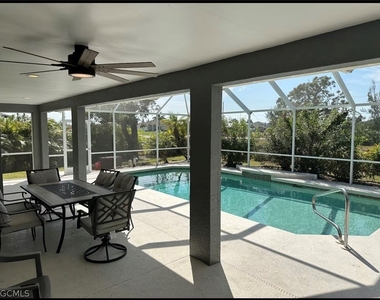 1804 Nw 20th Place - Photo Thumbnail 2
