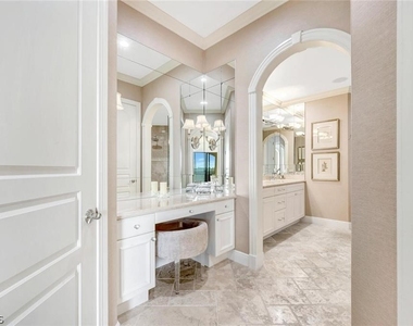 2542 Marquesa Royale Lane - Photo Thumbnail 12