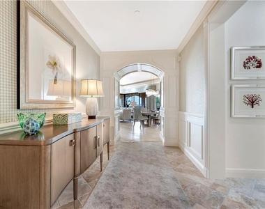 2542 Marquesa Royale Lane - Photo Thumbnail 20