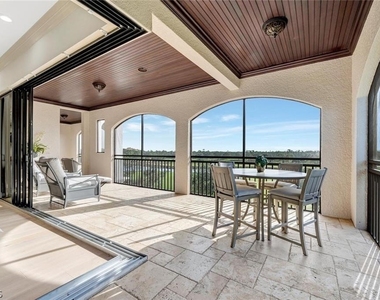 2542 Marquesa Royale Lane - Photo Thumbnail 3