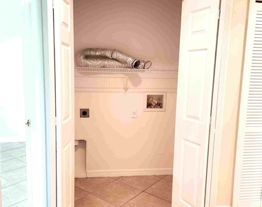 2120 Snead Drive - Photo Thumbnail 16