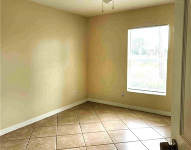 2120 Snead Drive - Photo Thumbnail 12