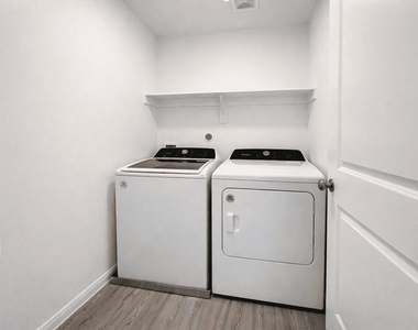 14866 Ash Landing Drive - Photo Thumbnail 12