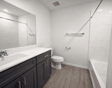 14866 Ash Landing Drive - Photo Thumbnail 8