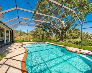 4610 Lea Lane - Photo Thumbnail 46