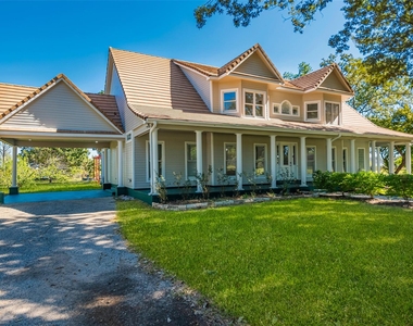 4610 Lea Lane - Photo Thumbnail 1