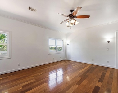 4610 Lea Lane - Photo Thumbnail 36