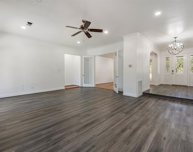 4610 Lea Lane - Photo Thumbnail 23