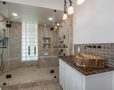 4610 Lea Lane - Photo Thumbnail 30