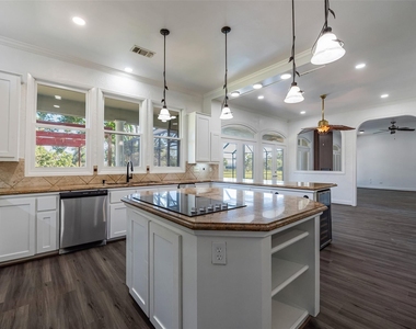 4610 Lea Lane - Photo Thumbnail 19