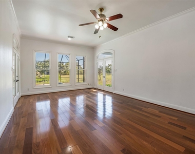 4610 Lea Lane - Photo Thumbnail 25