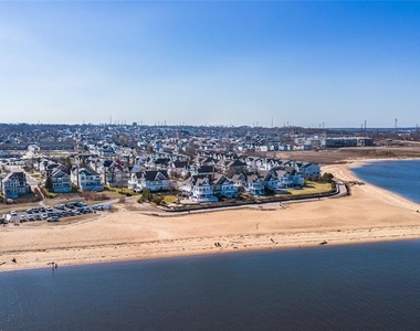 76 Raritan Reach - Photo Thumbnail 11