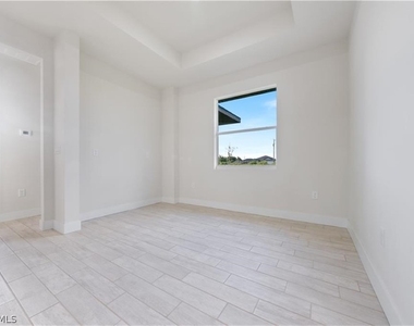 3008 23rd Street Sw - Photo Thumbnail 6