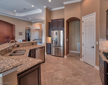 9634 Firenze Circle - Photo Thumbnail 6