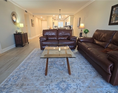 12945 Vanderbilt Drive - Photo Thumbnail 9