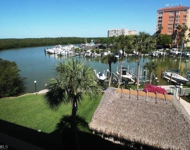 12945 Vanderbilt Drive - Photo Thumbnail 3