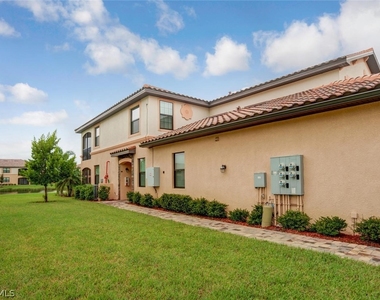 9126 Napoli Court - Photo Thumbnail 2