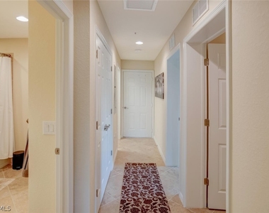 9126 Napoli Court - Photo Thumbnail 12