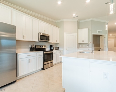 6039 Ellerston Way - Photo Thumbnail 13