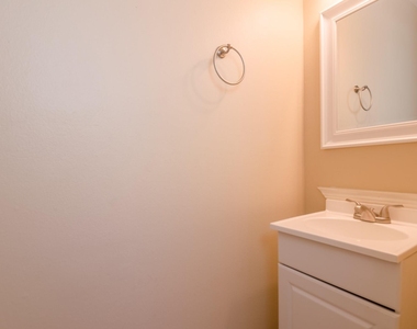 6303 Veranda Green Trail - Photo Thumbnail 5