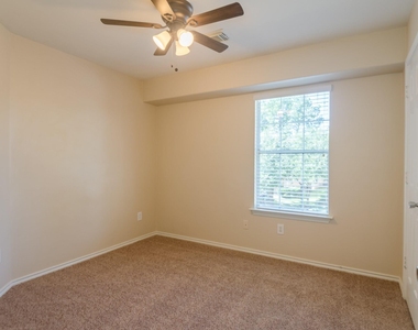 6303 Veranda Green Trail - Photo Thumbnail 17