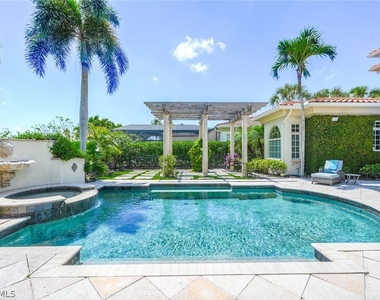 2052 Isla Vista Lane - Photo Thumbnail 43