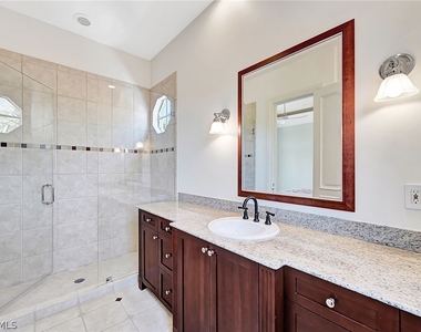 2052 Isla Vista Lane - Photo Thumbnail 38