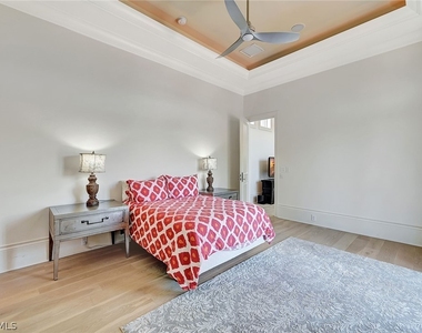 2052 Isla Vista Lane - Photo Thumbnail 36