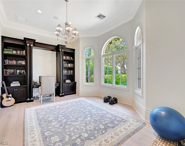 2052 Isla Vista Lane - Photo Thumbnail 25
