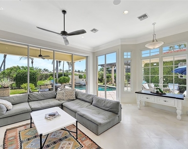 2052 Isla Vista Lane - Photo Thumbnail 9