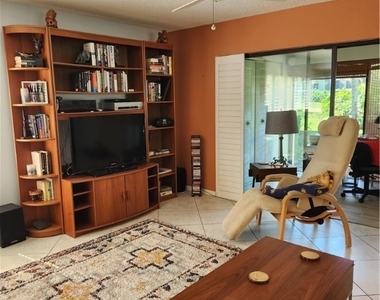 1629 Spoonbill Lane - Photo Thumbnail 5