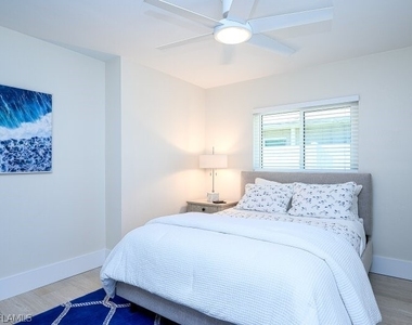 760 106th Avenue - Photo Thumbnail 17
