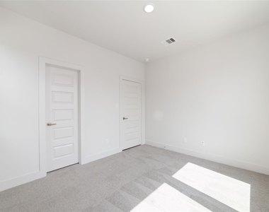 3007 Ventas Drive - Photo Thumbnail 34