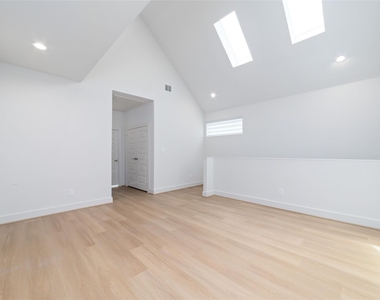 3007 Ventas Drive - Photo Thumbnail 22