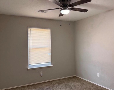 4707 E Parma Drive - Photo Thumbnail 20