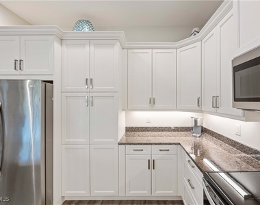 5855 Haiti Drive - Photo Thumbnail 15