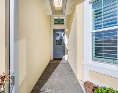 5855 Haiti Drive - Photo Thumbnail 4