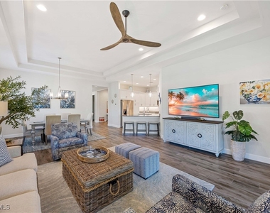 5855 Haiti Drive - Photo Thumbnail 11