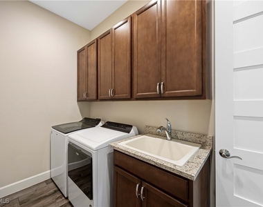5855 Haiti Drive - Photo Thumbnail 27