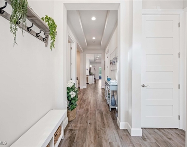 5855 Haiti Drive - Photo Thumbnail 6