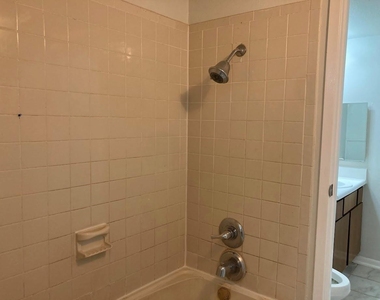 3075 Walnut Bend Lane - Photo Thumbnail 21