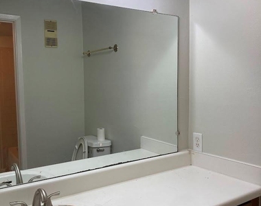 3075 Walnut Bend Lane - Photo Thumbnail 22