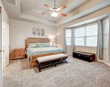 5614 Glenfield Spring Lane - Photo Thumbnail 17