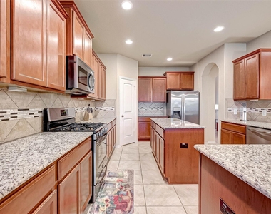 5614 Glenfield Spring Lane - Photo Thumbnail 13