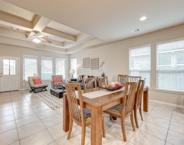 5614 Glenfield Spring Lane - Photo Thumbnail 10