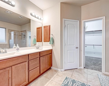 5614 Glenfield Spring Lane - Photo Thumbnail 20